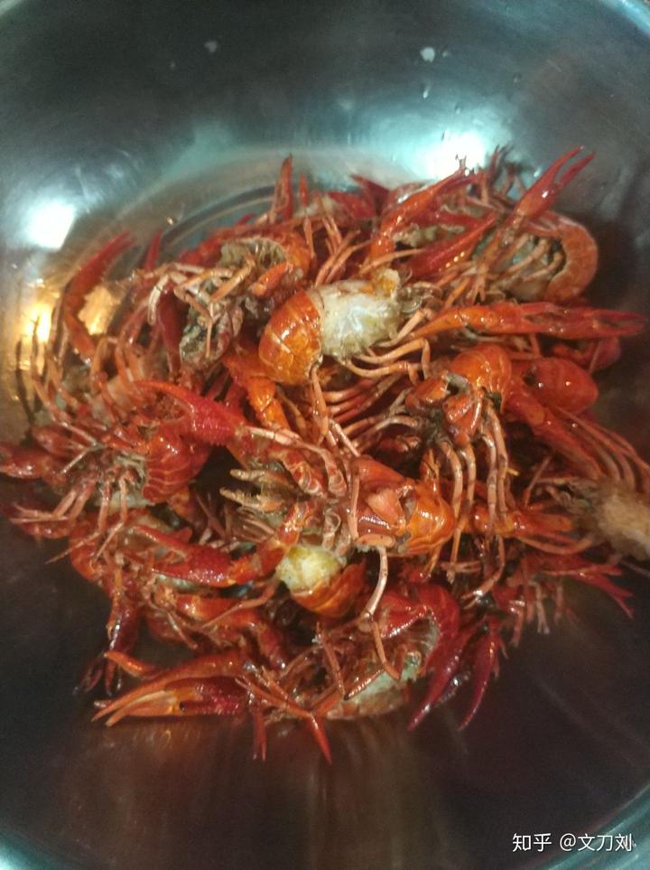 辣龙虾的做法_正宗香辣小龙虾的做法_正宗辣龙虾做法香小吃视频